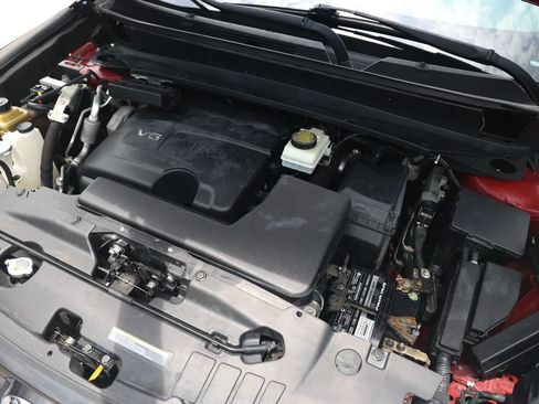 Used 2017 Nissan Pathfinder S FWD image 44