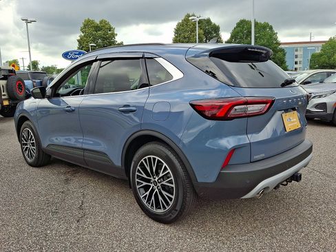 Used 2023 Ford Escape SE w/ PHEV Premium Package FWD image 7