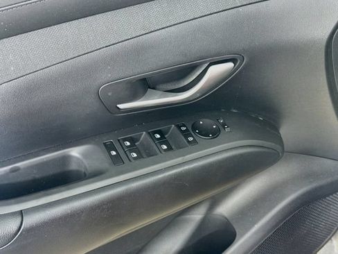 Used 2025 Hyundai Tucson SEL AWD/4WD image 18