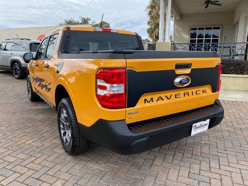Used 2023 Ford Maverick XLT image 3
