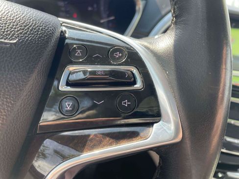 Used 2016 Cadillac SRX Luxury FWD image 19