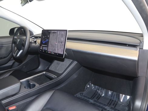 Used 2021 Tesla Model 3 Long Range AWD/4WD image 40
