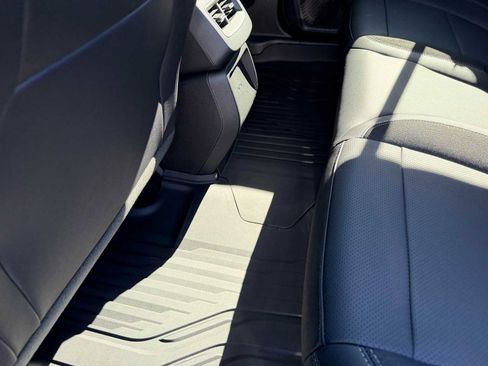 New 2026 Chevrolet Equinox EV LT image 20