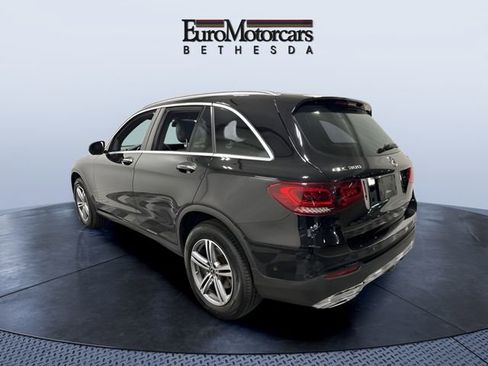 Used 2021 Mercedes-Benz GLC 300 4MATIC image 3
