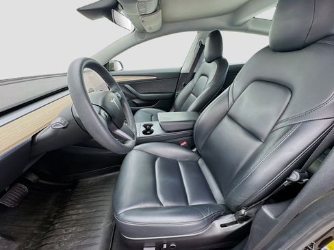 Used 2021 Tesla Model 3 Standard Range Plus RWD image 13