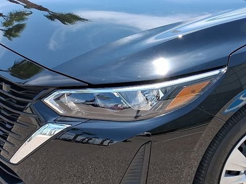 Used 2025 Nissan Sentra S FWD image 7