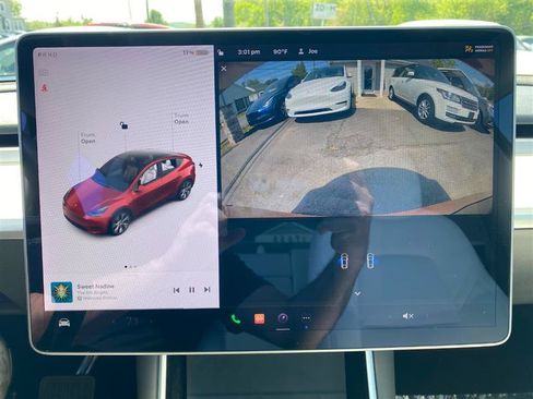 Used 2021 Tesla Model Y Long Range AWD/4WD image 15