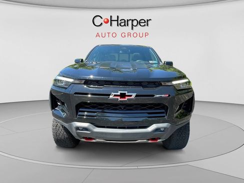 Certified 2024 Chevrolet Colorado ZR2 w/ Technology Package AWD/4WD image 8