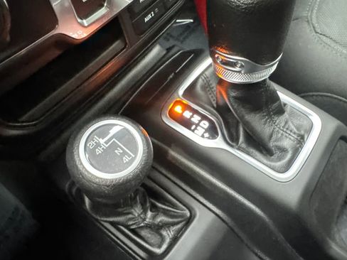 Used 2023 Jeep Wrangler Sport AWD/4WD image 64