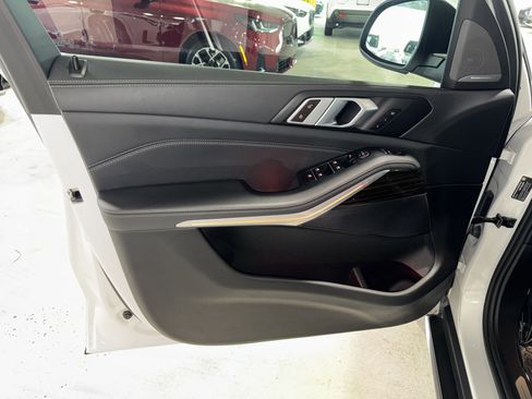 Used 2024 BMW X5 sDrive40i w/ Parking Assistance Package RWD image 21