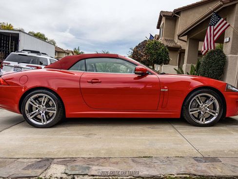 Used 2010 Jaguar XKR R RWD image 16