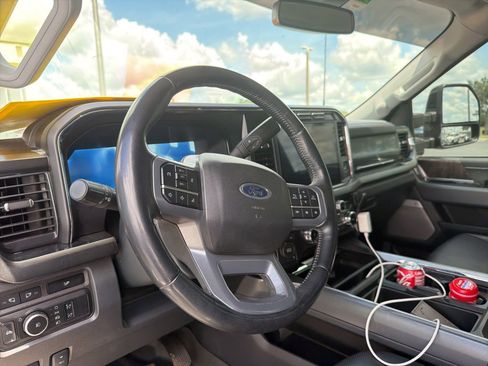Used 2024 Ford F250 Lariat AWD/4WD image 7