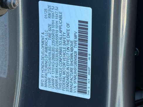 Certified 2025 Honda Odyssey Elite image 36