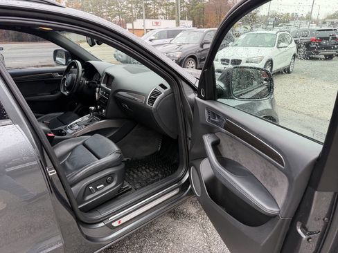 Used 2016 Audi SQ5 Premium Plus w/ Technology Package image 18