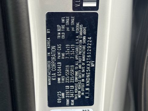 New 2026 Kia Carnival SX w/ SX Dark Edition Package image 35