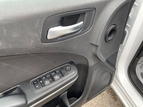 Used 2023 Dodge Charger SXT image 12