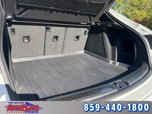 Used 2020 Porsche Macan image 45