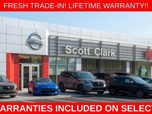 Used 2021 Nissan Sentra SV FWD image 2