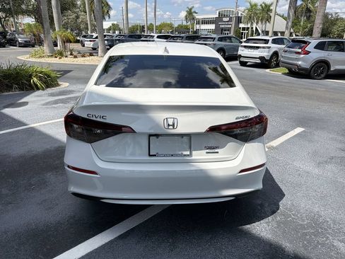 Certified 2025 Honda Civic FWD Hybrid Sedan image 7