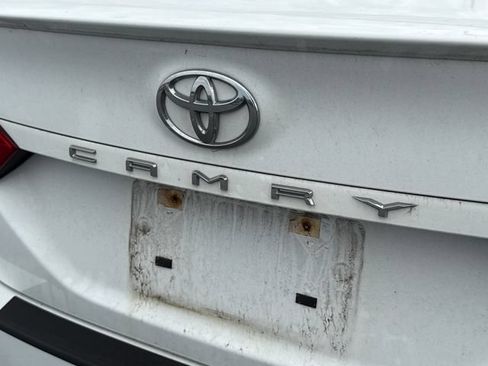 Used 2018 Toyota Camry SE w/ Protection Package (Q2) FWD image 17
