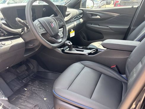 New 2026 Buick Envista Sport Touring w/ Convenience I Package FWD image 11
