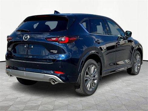 New 2025 MAZDA CX-5 Signature image 6