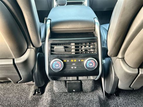 Used 2024 Land Rover Range Rover Autobiography image 16