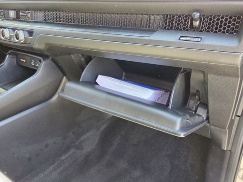 Used 2025 Honda CR-V LX image 17