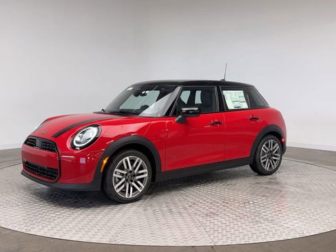 New 2026 MINI Cooper 4-Door Hardtop image 4