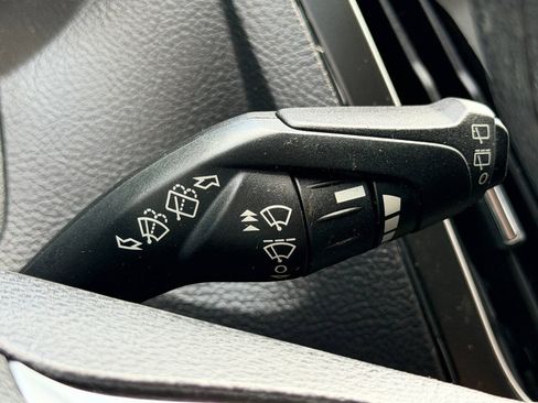Used 2014 Ford Focus SE FWD image 29