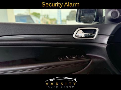 Used 2022 Jeep Grand Cherokee Laredo X image 17