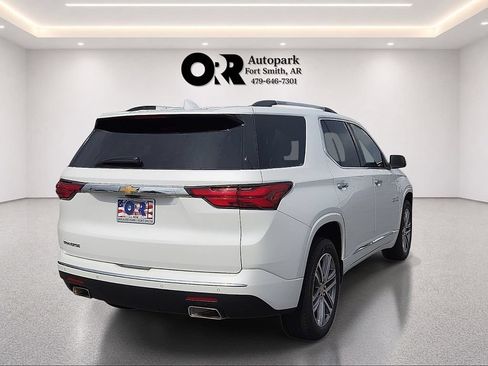 Used 2022 Chevrolet Traverse High Country FWD image 5
