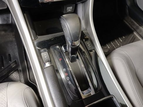 Used 2016 Honda Accord EX-L image 19