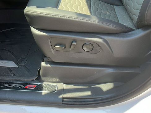 New 2025 Chevrolet Silverado 1500 ZR2 w/ Technology Package AWD/4WD image 14