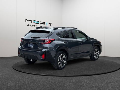 Used 2024 Subaru Crosstrek 2.0i Premium AWD/4WD image 9
