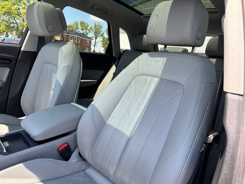Used 2022 Audi Q5 2.0T Premium AWD/4WD image 29