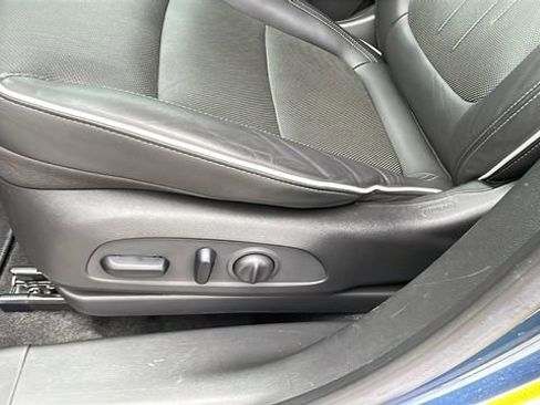 Used 2024 Buick Encore GX Avenir w/ Avenir Technology Package AWD/4WD image 30