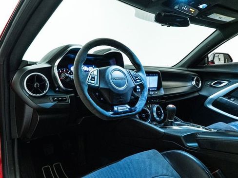 Used 2019 Chevrolet Camaro SS image 21