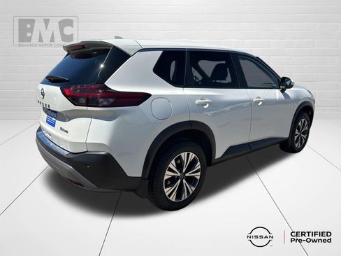 Used 2023 Nissan Rogue SV AWD/4WD image 3