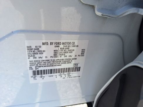 Used 2022 Ford Edge Titanium w/ Class II Trailer Tow Package image 35