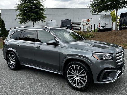 Certified 2025 Mercedes-Benz GLS 450 4MATIC image 2