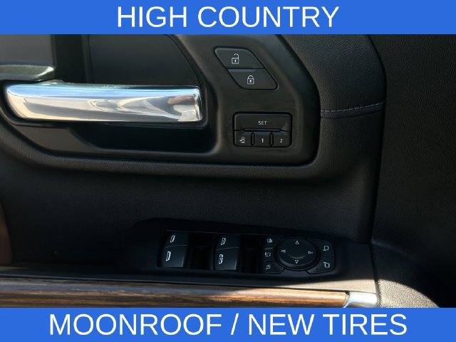 Used 2022 Chevrolet Silverado 3500 High Country w/ Safety Package II AWD/4WD image 15