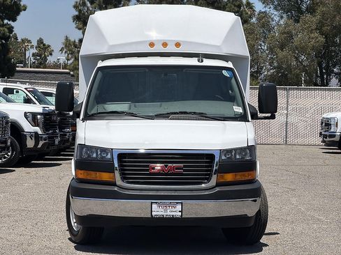 New 2025 GMC Savana 3500 w/ Power Convenience Package RWD image 2