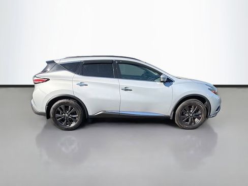Used 2018 Nissan Murano SV w/ Premium Package AWD/4WD image 8