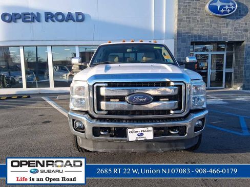 Used 2016 Ford F250 Lariat w/ Lariat Ultimate Package image 2