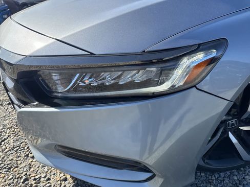 Used 2019 Honda Accord Sport image 9