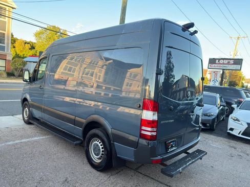 Used 2018 Mercedes-Benz Sprinter 2500 image 5