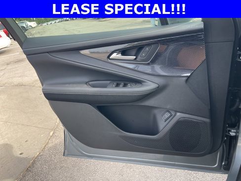 New 2024 Chevrolet Blazer EV LT image 26