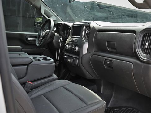 Used 2024 GMC Sierra 2500 Pro AWD/4WD image 14