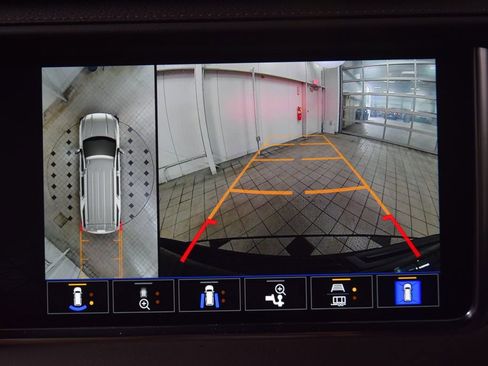 Used 2024 GMC Yukon Denali image 55